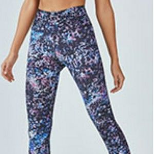 High wasted lightly worn leggings